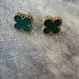 New Stainless steel Elegant Gold and Green Clover Earrings